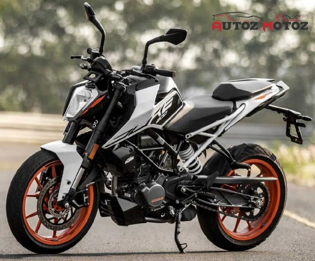 KTM Duke 390 AutozMotoz