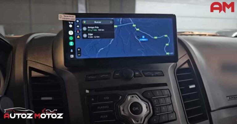 High-resolution car digital multimedia dashboard interface