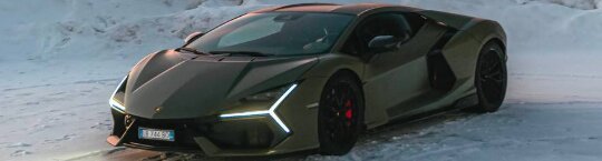 lamborgini revuelto car